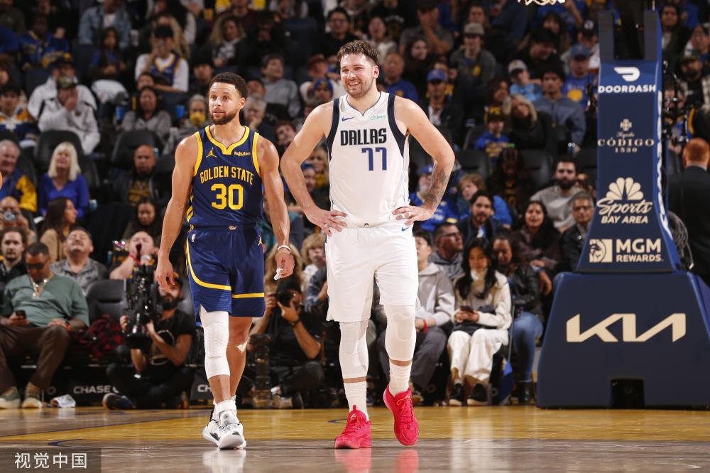 球迷们不妨 球迷们不妨